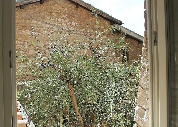 Il Cortile Di 3* Assisi